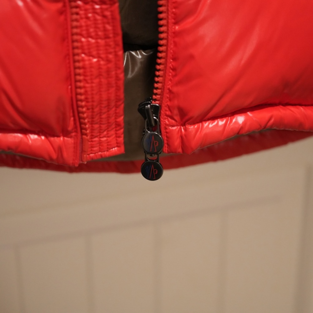 Red Moncler Maya - Picture 10 of 10